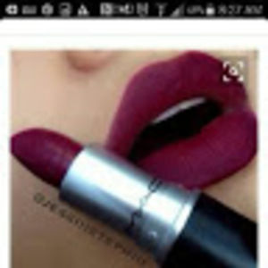 Meet your Posher, Sade